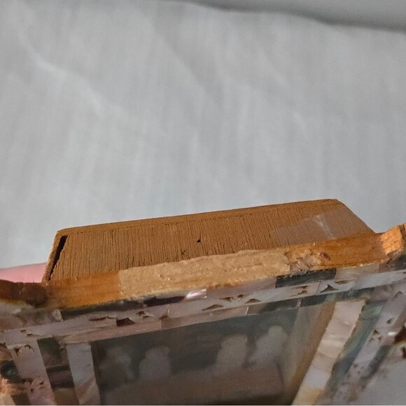 Antique Mother Of Pearl Inlay Holy Lady Nativity Diorama Icon Shadowbox AS IS - Picture 7 of 8